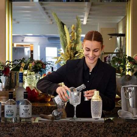 Hotel Restaurant Le Centenaire Les Eyzies Zewnętrze zdjęcie