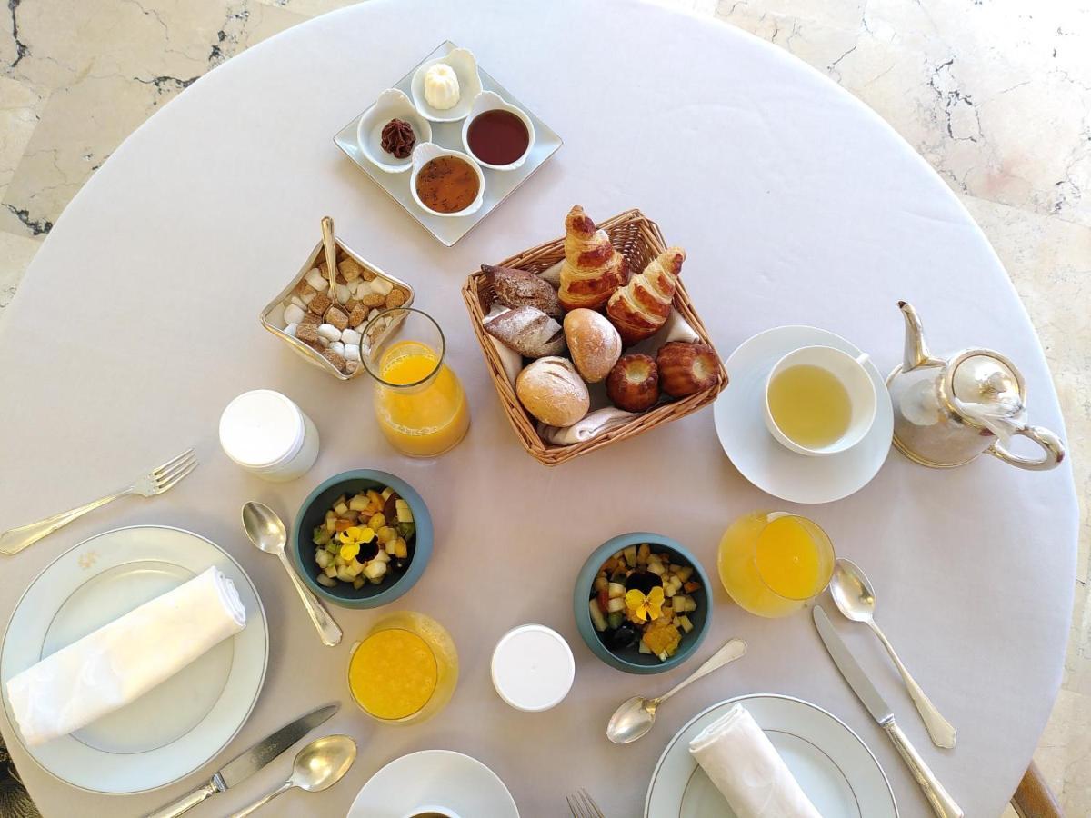 Hotel Restaurant Le Centenaire Les Eyzies Zewnętrze zdjęcie