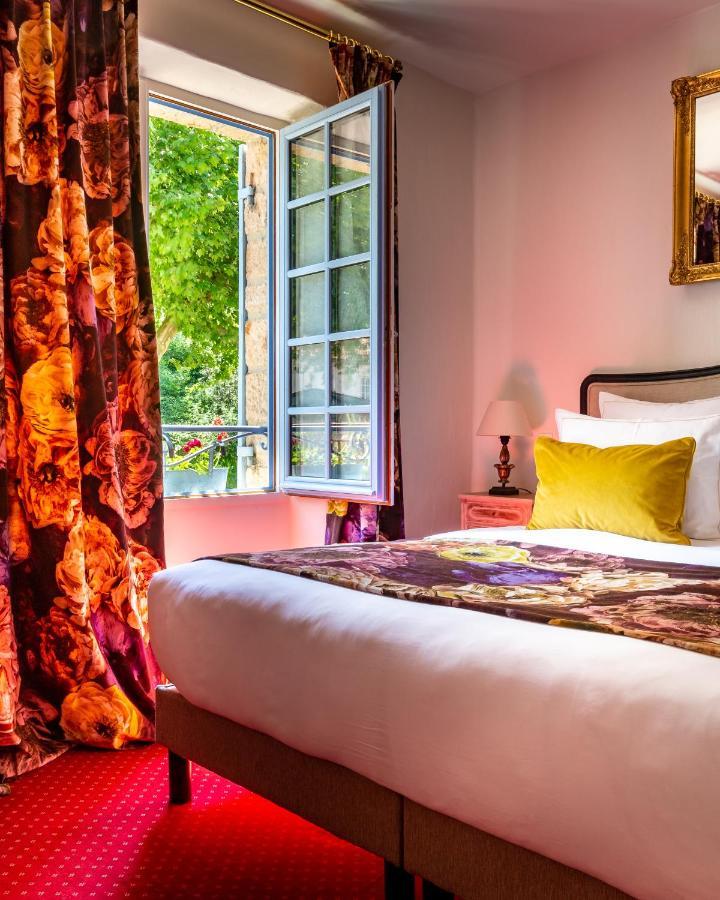 Hotel Restaurant Le Centenaire Les Eyzies Zewnętrze zdjęcie