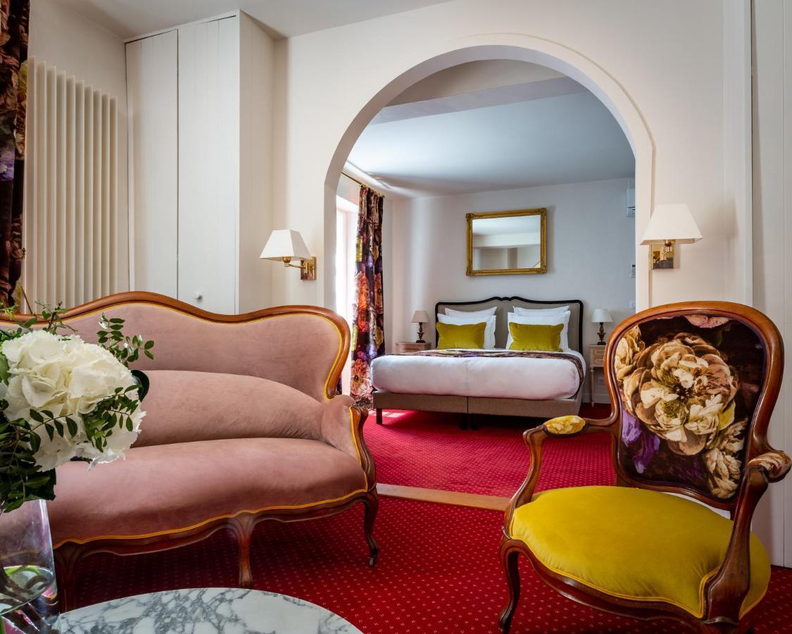 Hotel Restaurant Le Centenaire Les Eyzies Zewnętrze zdjęcie