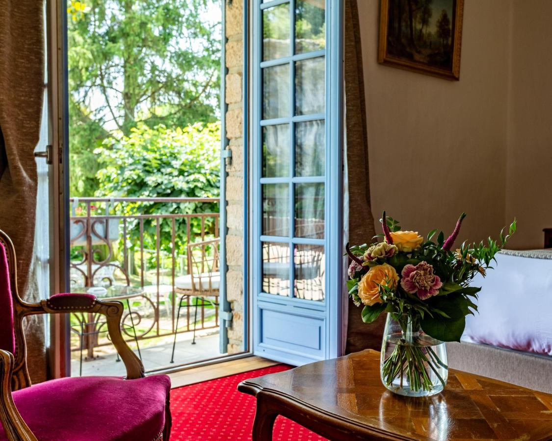 Hotel Restaurant Le Centenaire Les Eyzies Zewnętrze zdjęcie