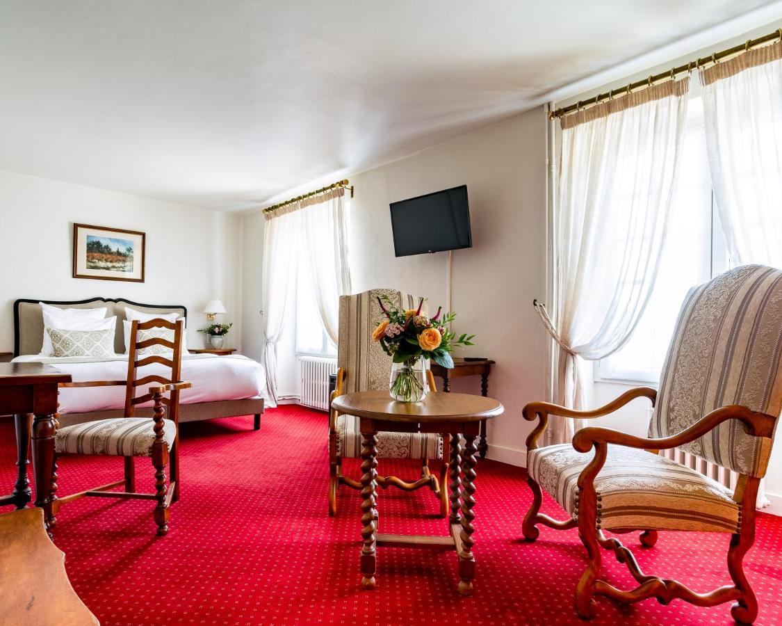 Hotel Restaurant Le Centenaire Les Eyzies Zewnętrze zdjęcie