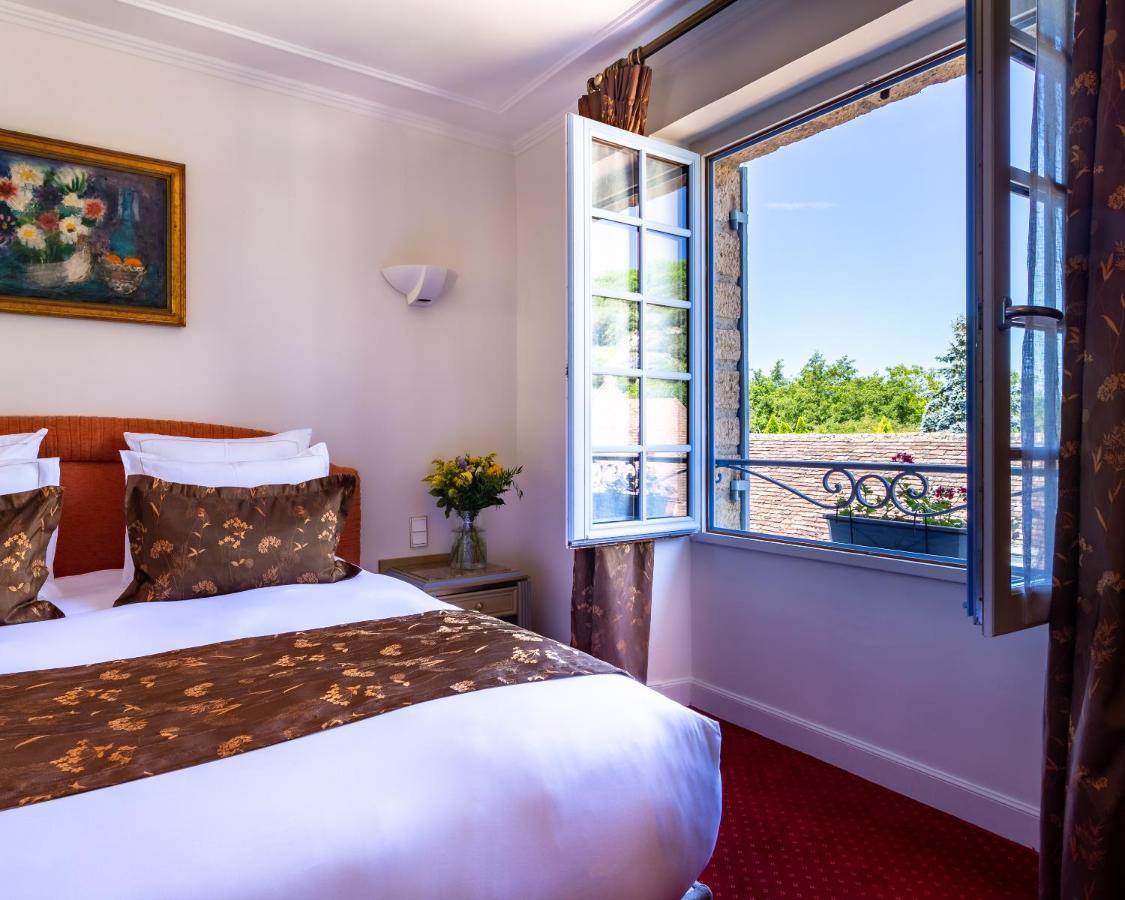 Hotel Restaurant Le Centenaire Les Eyzies Zewnętrze zdjęcie