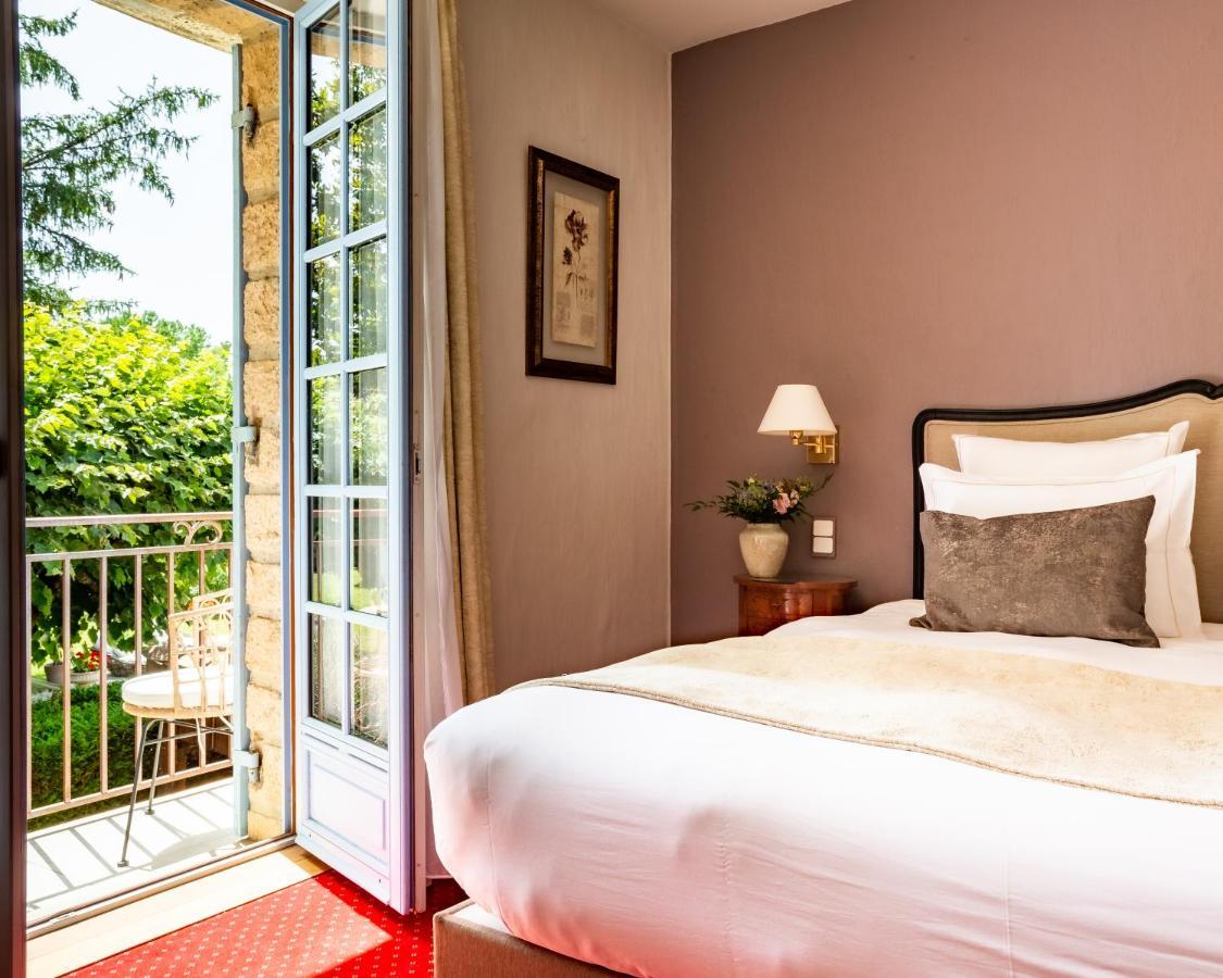Hotel Restaurant Le Centenaire Les Eyzies Zewnętrze zdjęcie